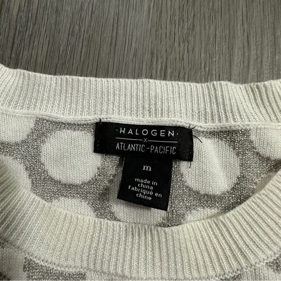 Halogen x Atlantic Specific White & Silver Glitter Long Sleeve Sweater Size M - Picture 6 of 10